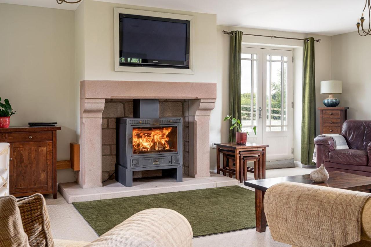Tinkers Folly Villa Harrogate Dış mekan fotoğraf