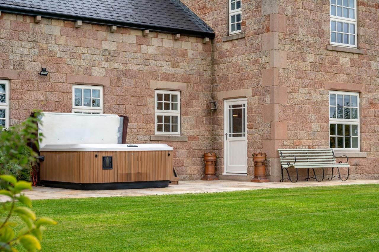 Tinkers Folly Villa Harrogate Dış mekan fotoğraf
