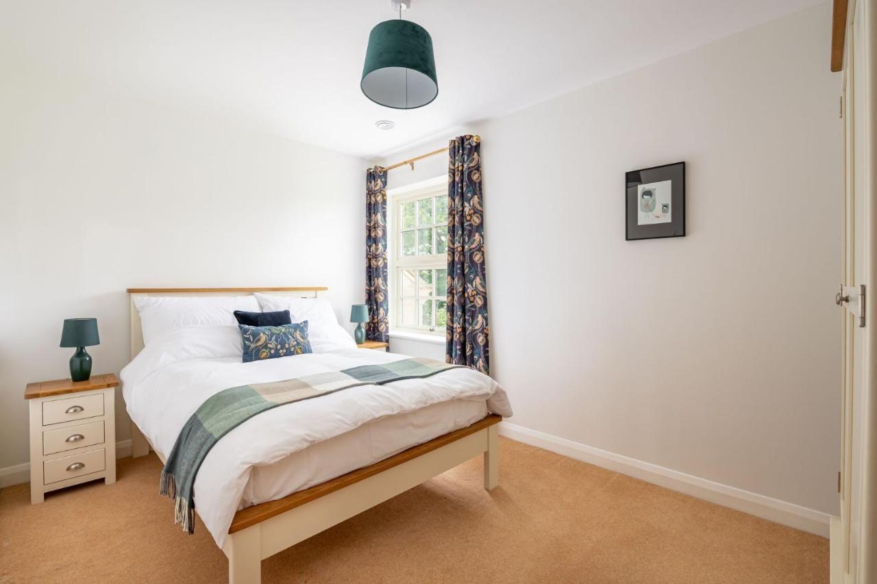 Tinkers Folly Villa Harrogate Dış mekan fotoğraf