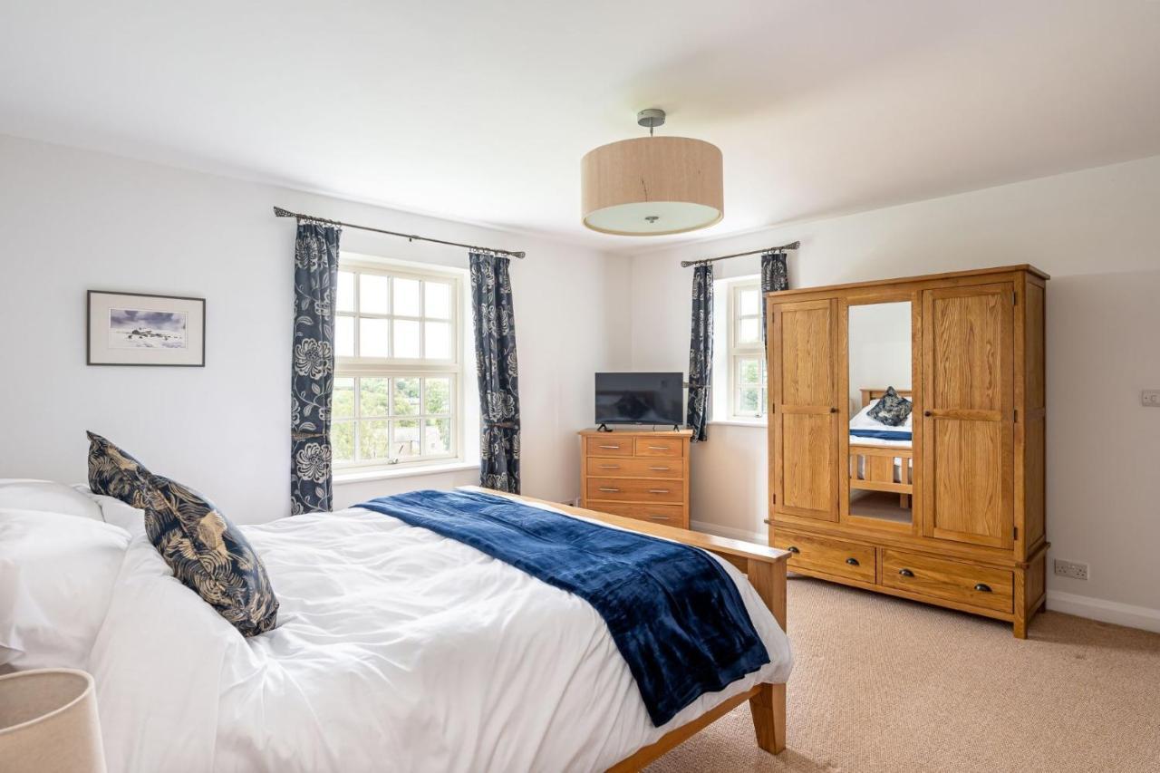 Tinkers Folly Villa Harrogate Dış mekan fotoğraf