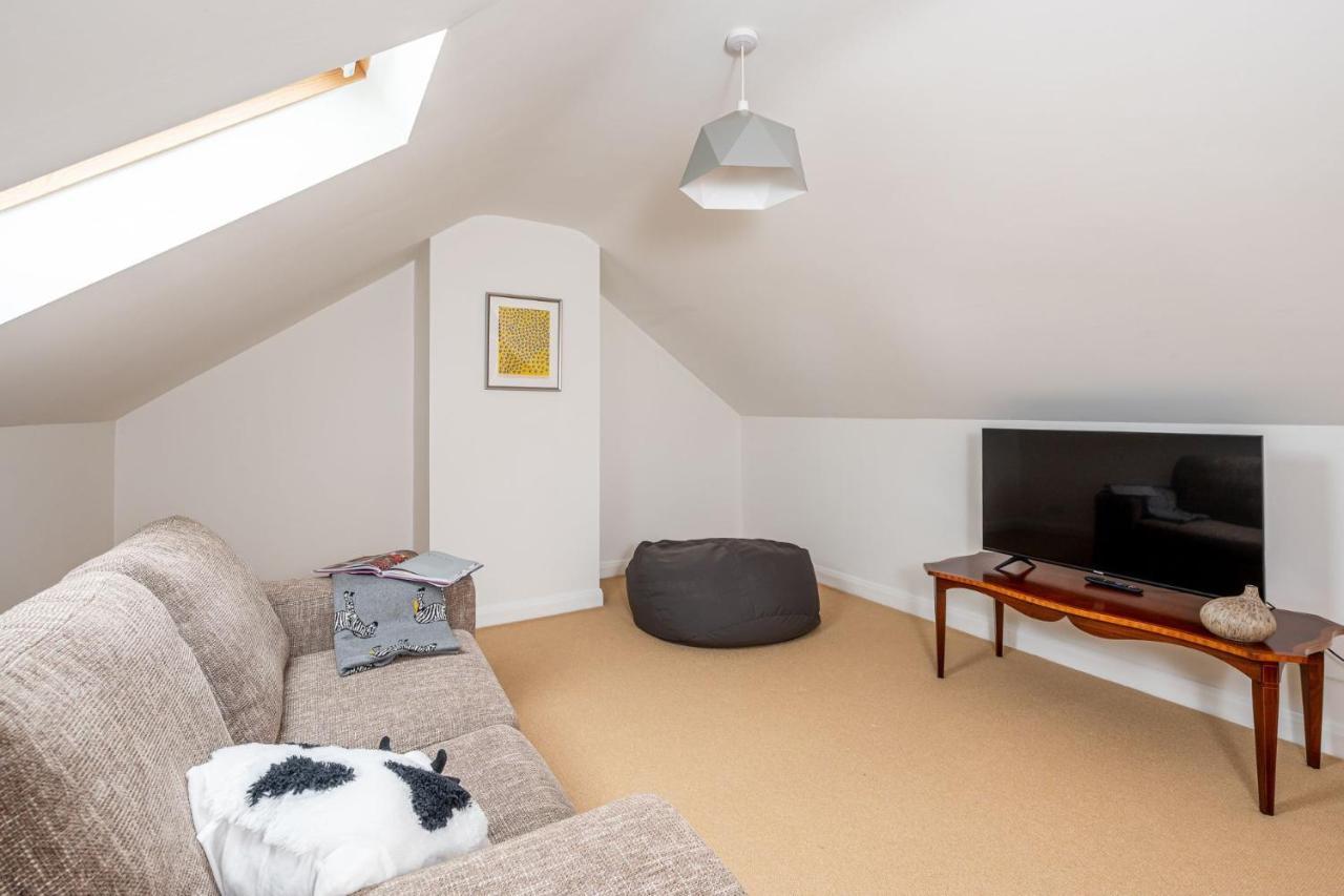 Tinkers Folly Villa Harrogate Dış mekan fotoğraf